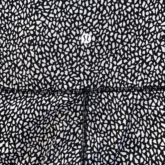 Lululemon Wunder Under Miss Mosaic High Rise Crop Leggings size 6 - Picture 5 of 8